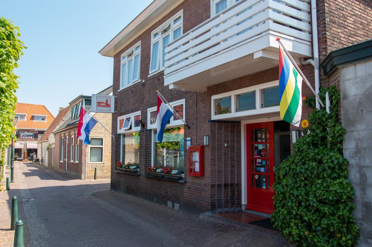 Hotel Oepkes West-Terschelling Exteriér fotografie